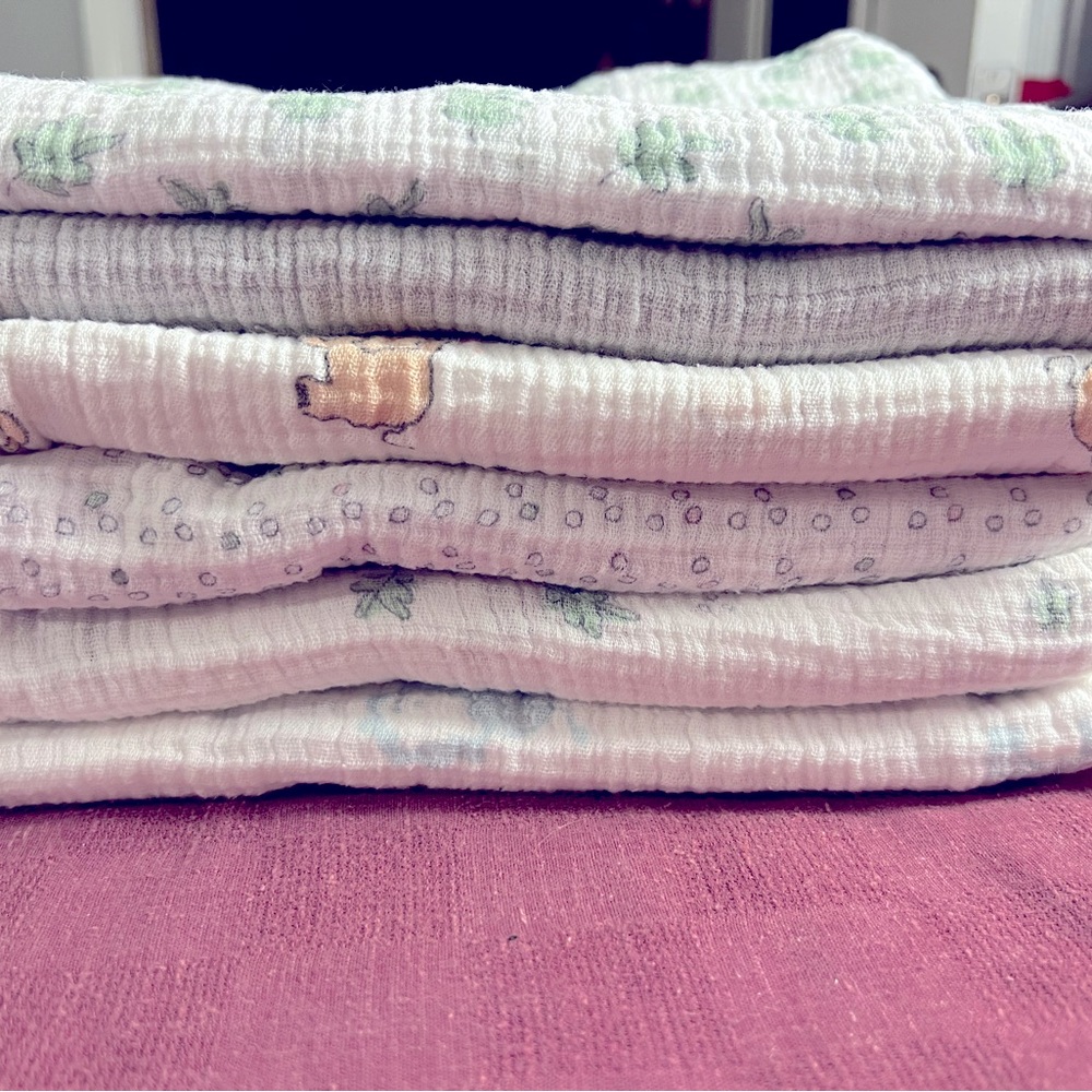 Aden + Anais swaddles